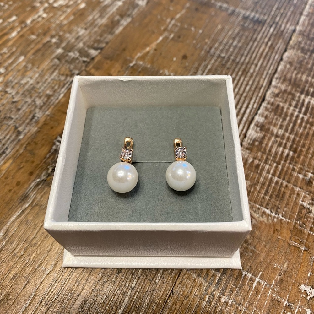 Large lustrous pearl and zirconia rose gold earrings